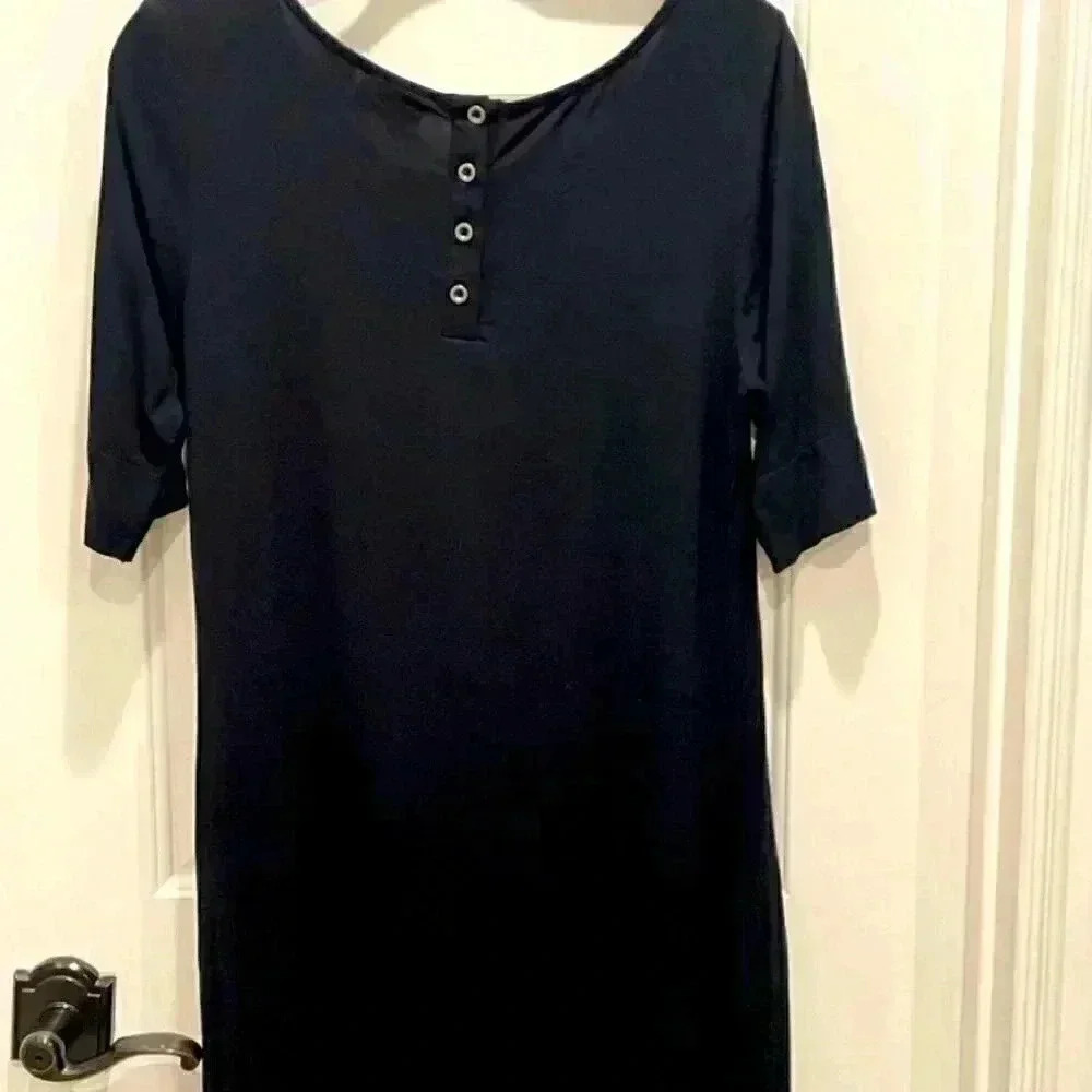 ADRIENNE VITTADINI  BLACK DRESS  SIZE MEDIUM